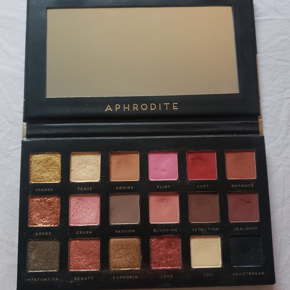 Bad Habit Beauty/Cosmetics Aphrodite eyeshadow palette